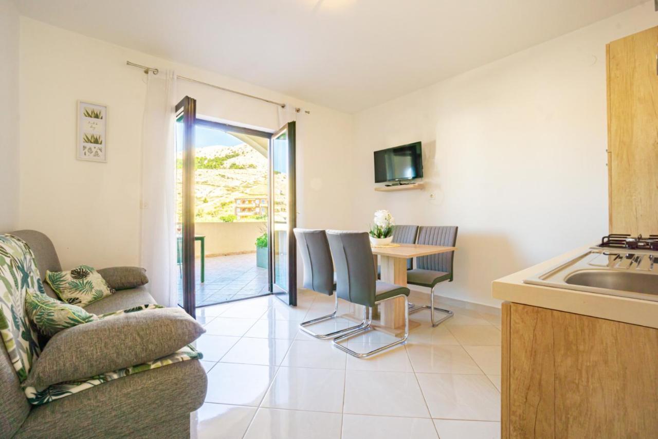 מטינה Apartment And Room Bacic מראה חיצוני תמונה